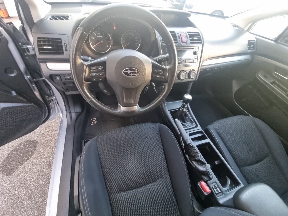 SUBARU XV 2.0 Swiss Two AWD-image-15