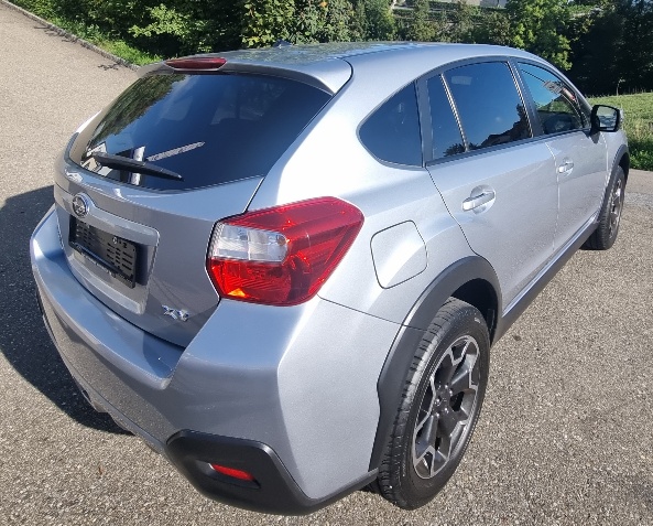 SUBARU XV 2.0 Swiss Two AWD-image-9