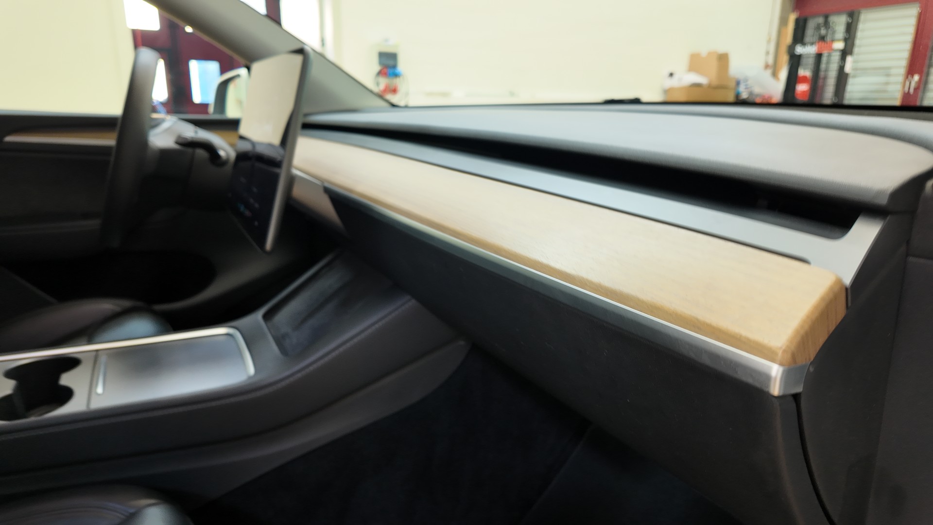 TESLA Model Y Long Range-image-15