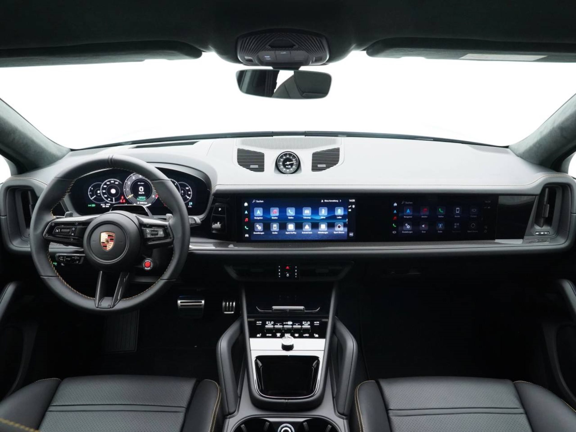 PORSCHE Cayenne Turbo E-Hybrid Coupé mit GT-Paket-image-14
