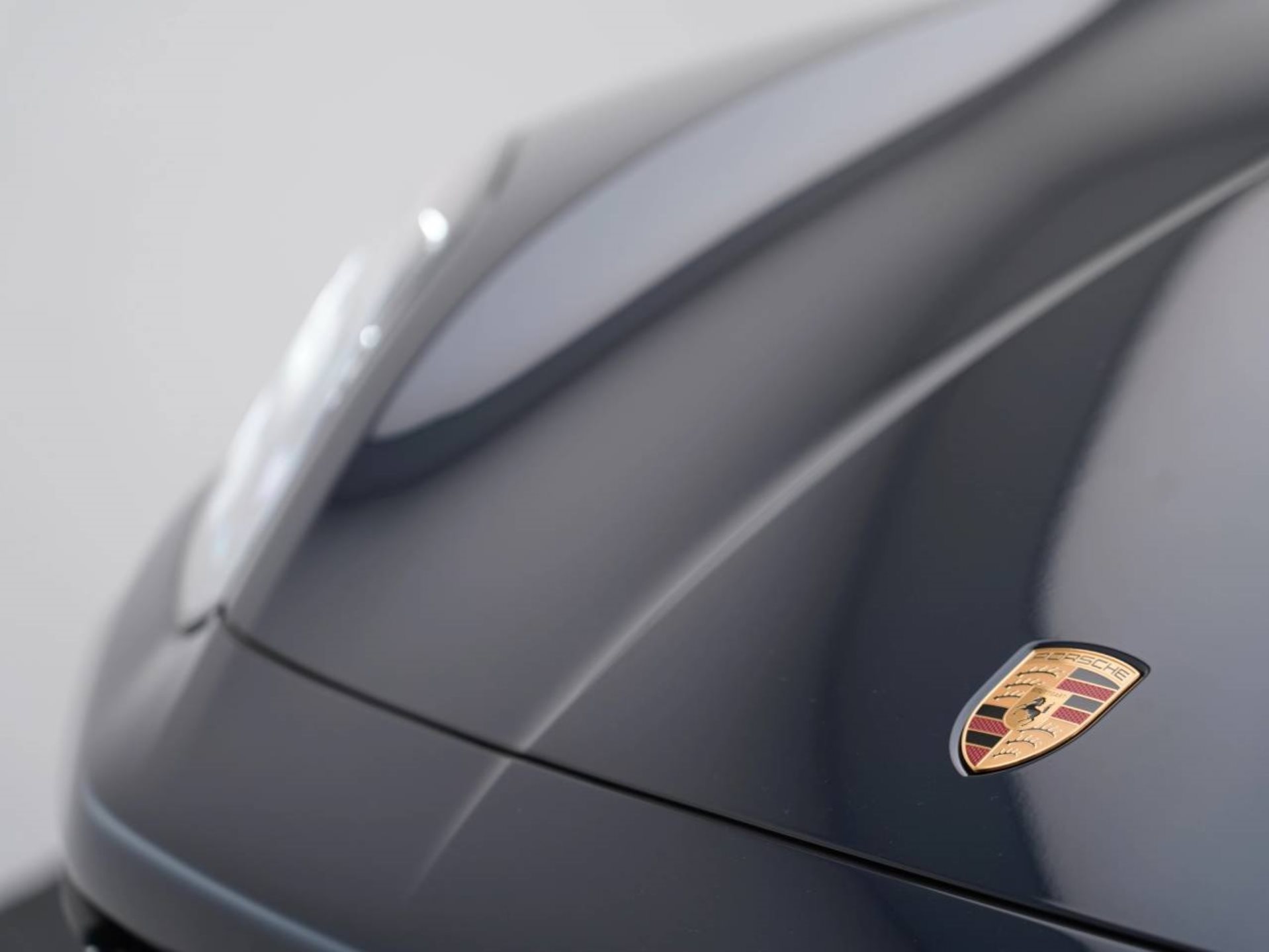 PORSCHE Cayenne Turbo E-Hybrid Coupé mit GT-Paket-image-11