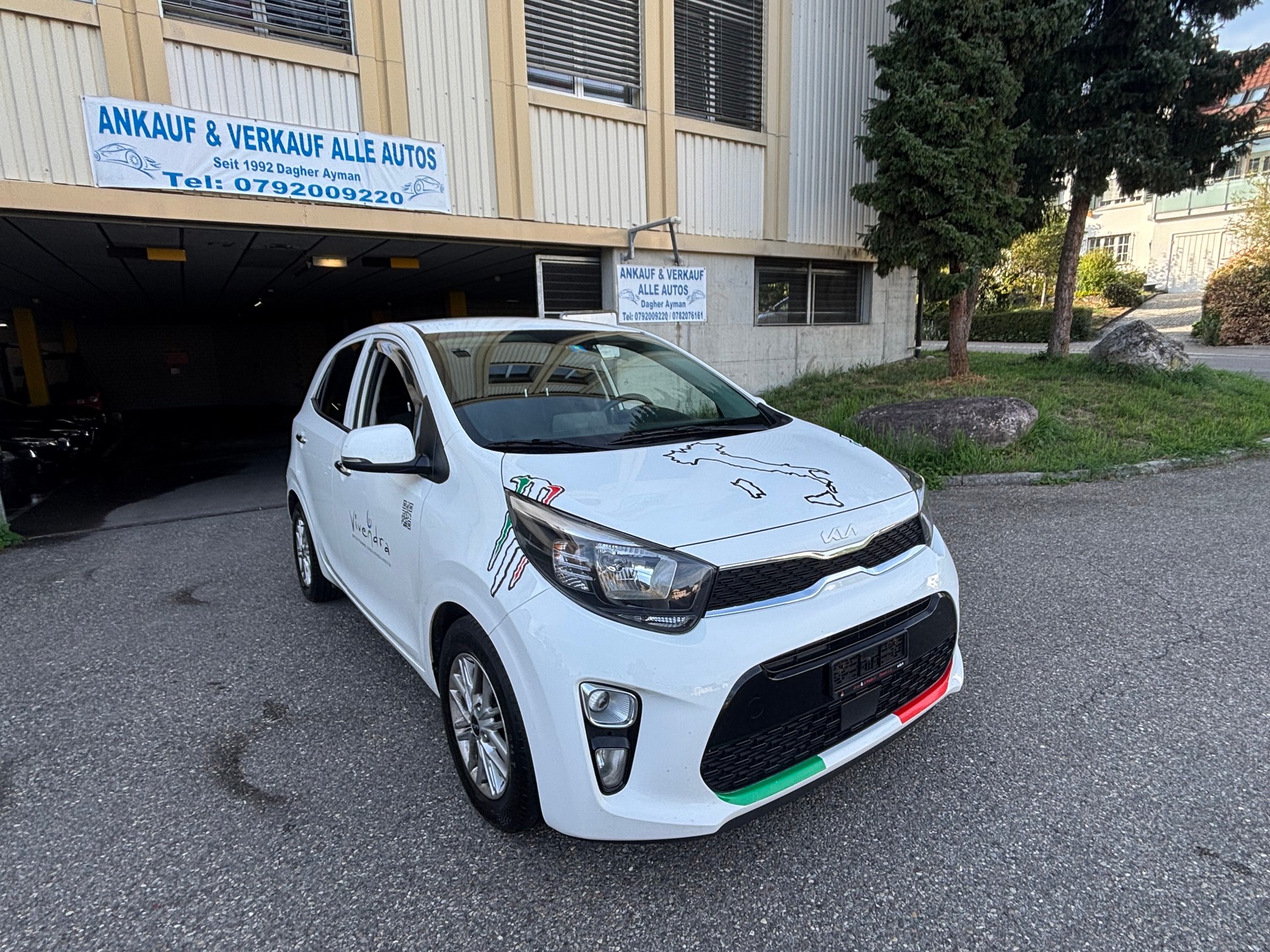 KIA Picanto 1.2 CVVT Style AMT-image-1