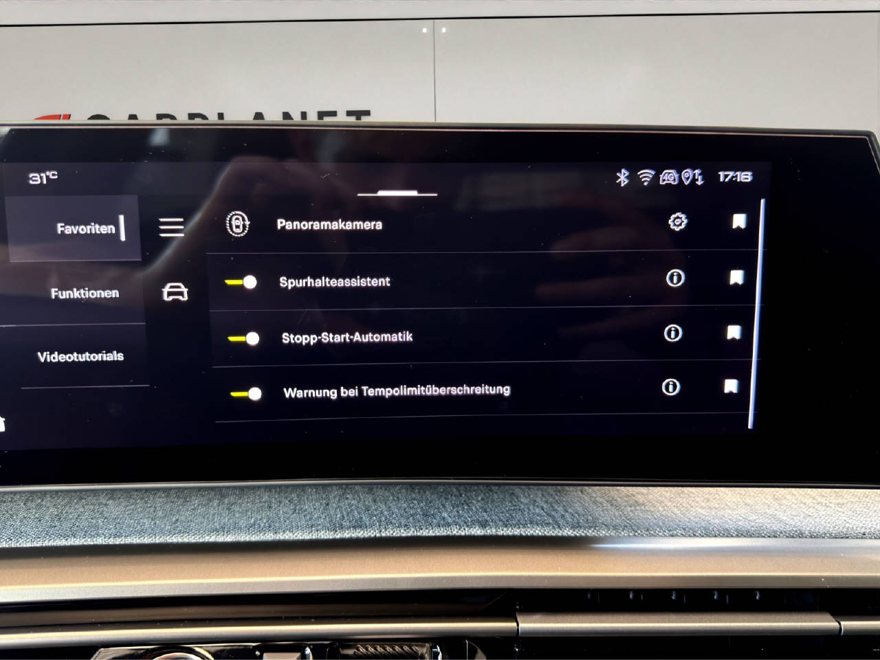 PEUGEOT 5008 1.2 Hybrid GT Exclusive-image-14