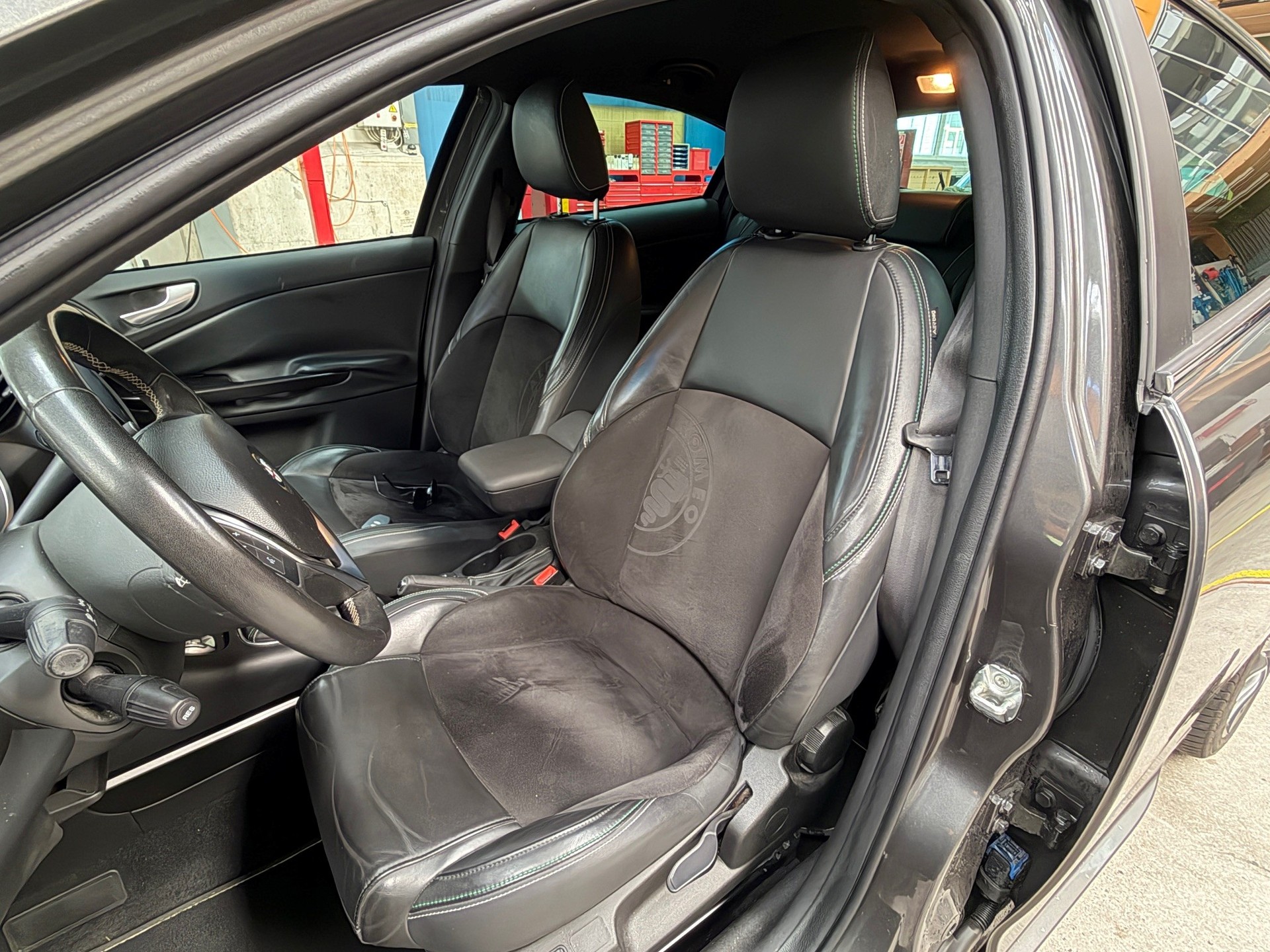 ALFA ROMEO Giulietta 1.4 MultiAir Exclusive-image-3