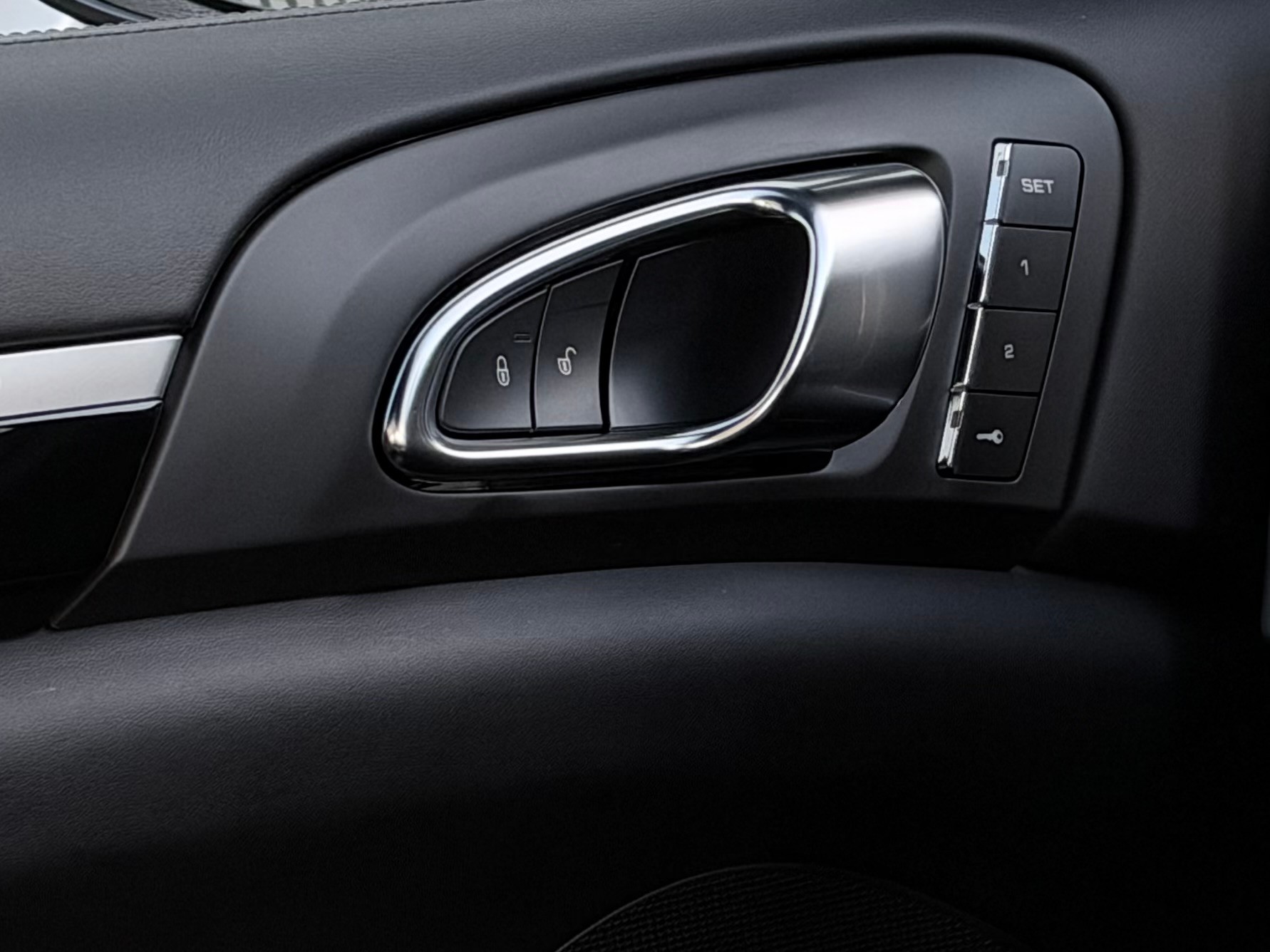 PORSCHE Cayenne Diesel-image-10