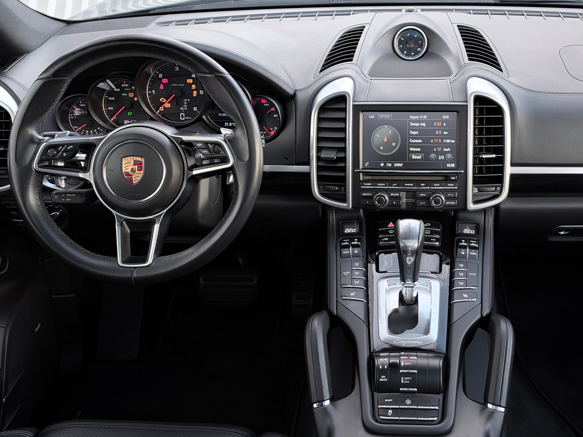 PORSCHE Cayenne Diesel-image-7