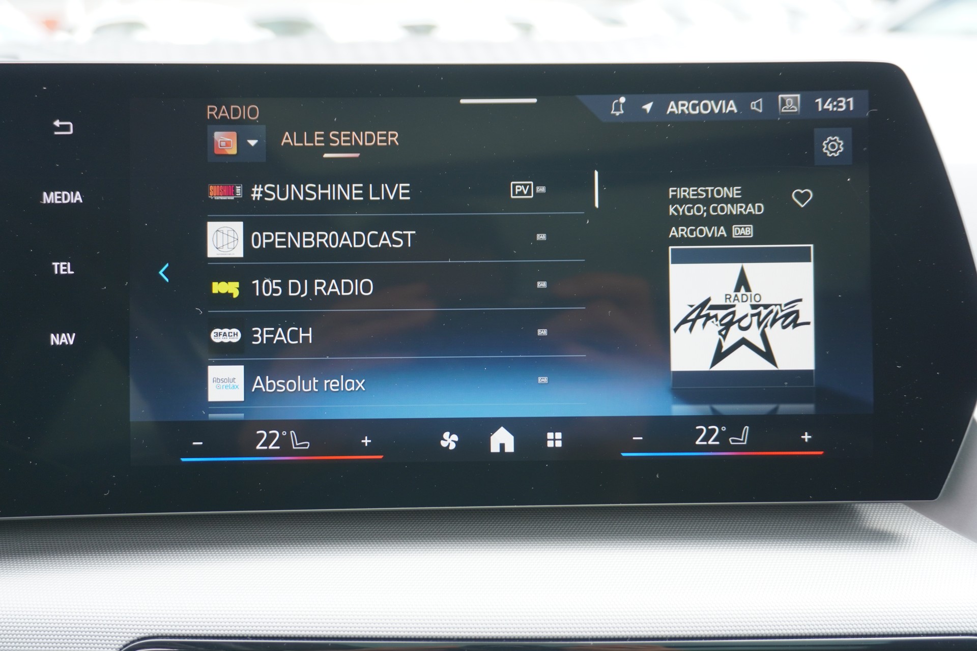 BMW 223d Active Tourer xDrive DKG-image-23