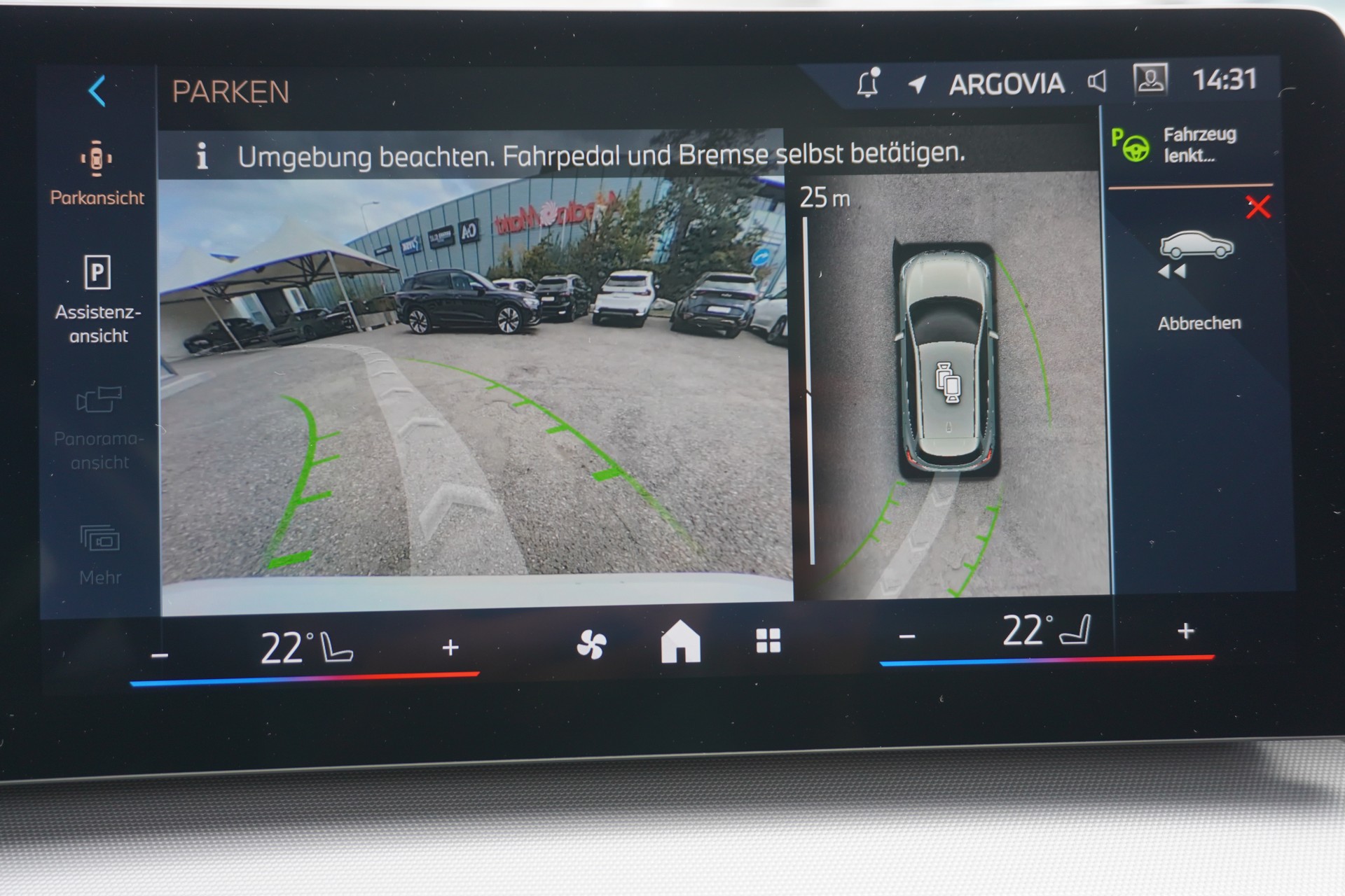 BMW 223d Active Tourer xDrive DKG-image-21