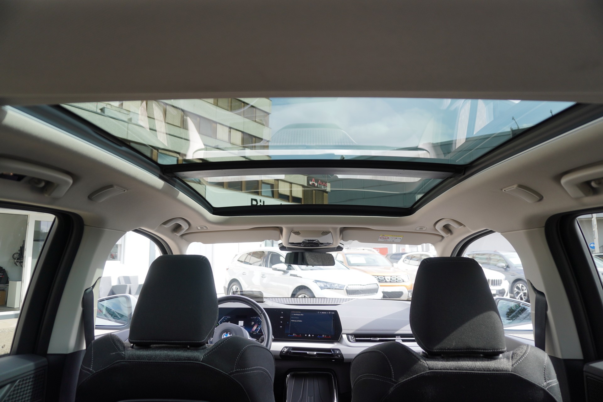 BMW 223d Active Tourer xDrive DKG-image-12