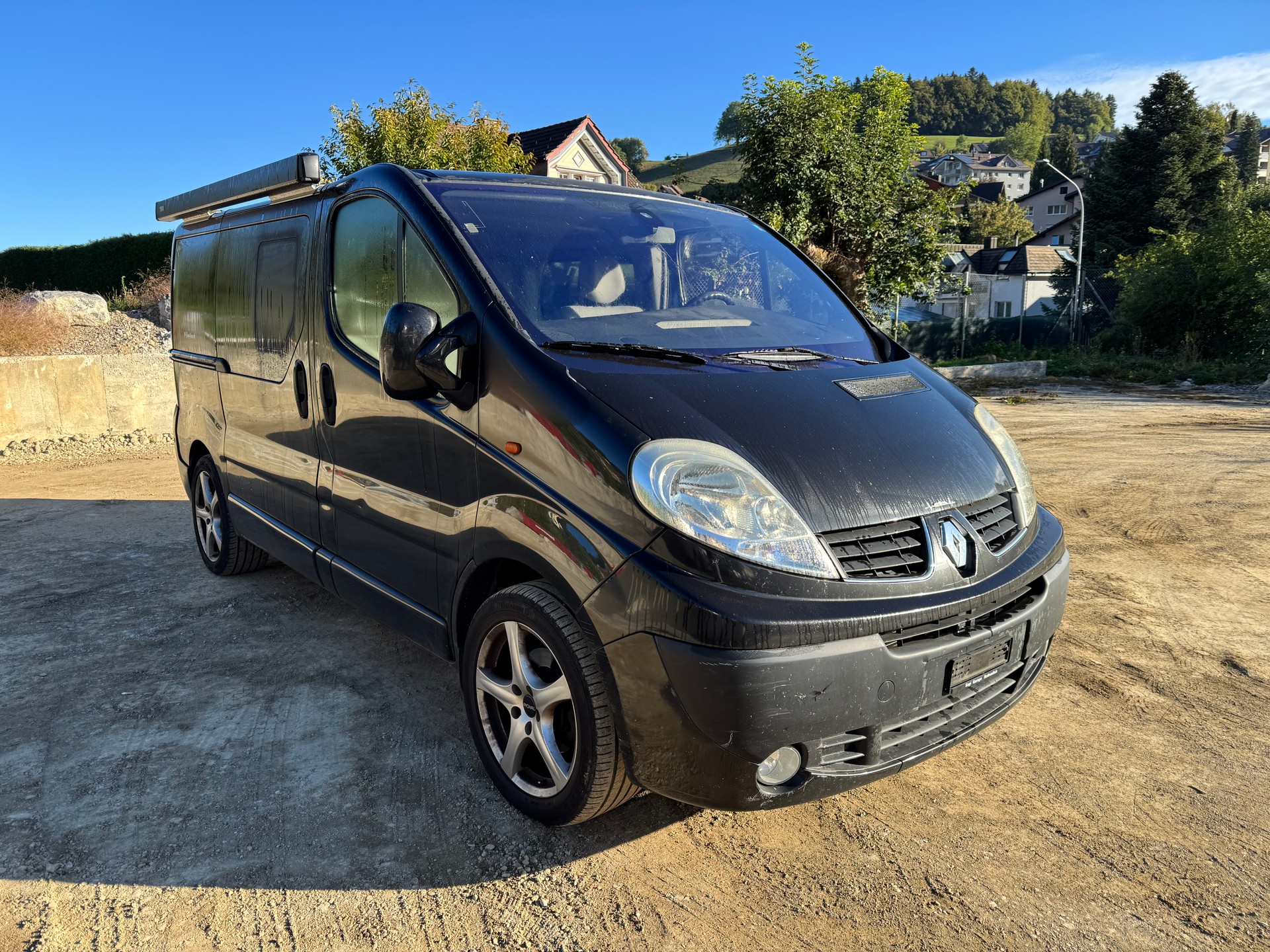 RENAULT Trafic 2.5dCi L1H1 Passenger Expression-image-0