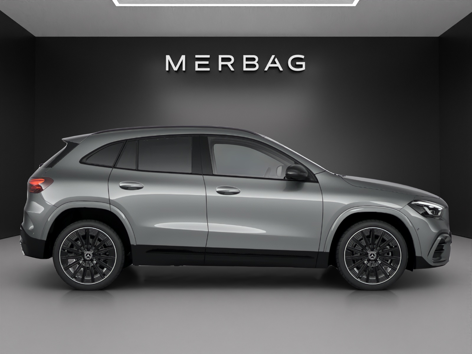 MERCEDES-BENZ GLA 200 7G-DCT-image-1