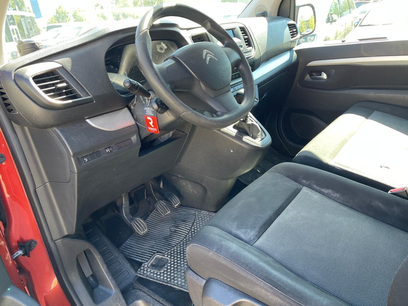 CITROEN Spacetourer 1.6 BlueHDi Feel XS-image-7