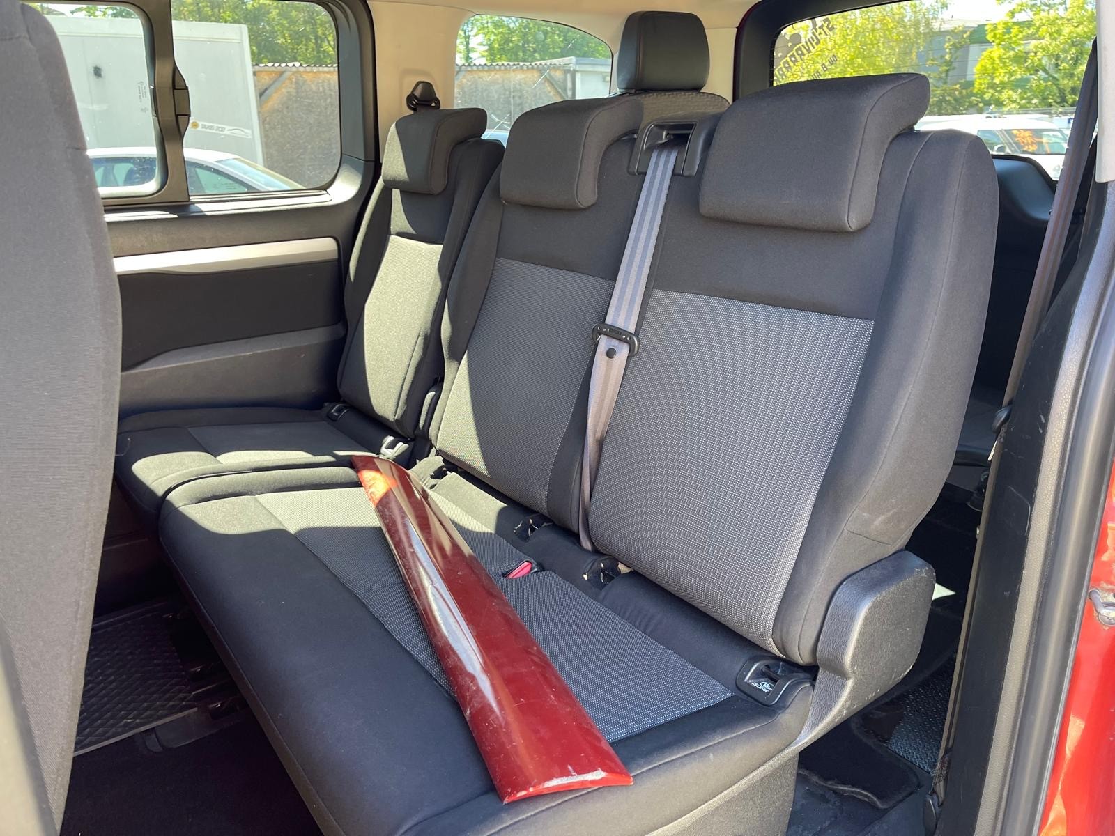 CITROEN Spacetourer 1.6 BlueHDi Feel XS-image-8