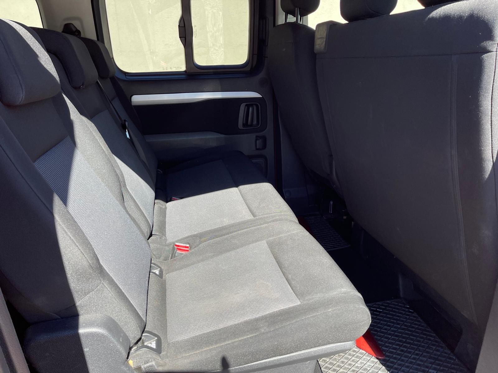 CITROEN Spacetourer 1.6 BlueHDi Feel XS-image-11