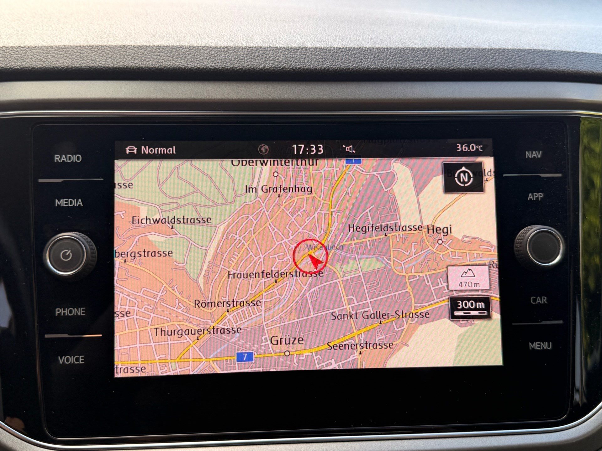 VW T-Roc 2.0 TSI 4MOTION STYLE ***ANHÄNGERKUPPLUNG & PANORAMAGLASDACH***-image-11
