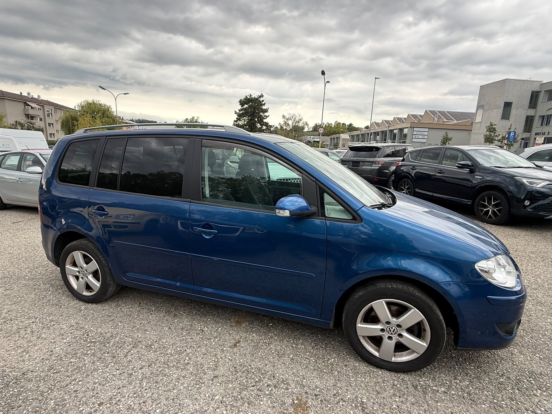 VW Touran 2.0 EcoFuel Conceptline-image-4