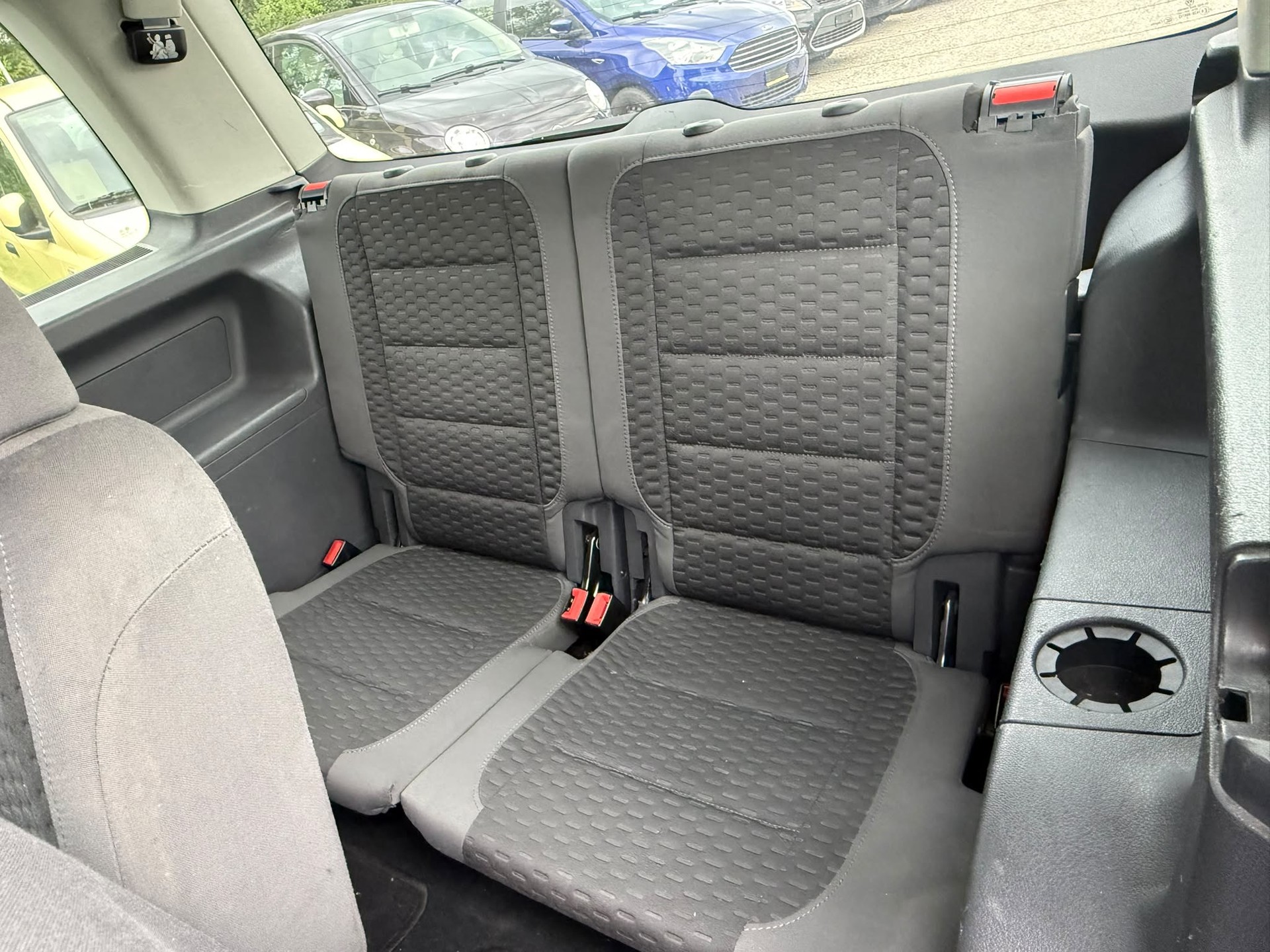 VW Touran 2.0 EcoFuel Conceptline-image-8