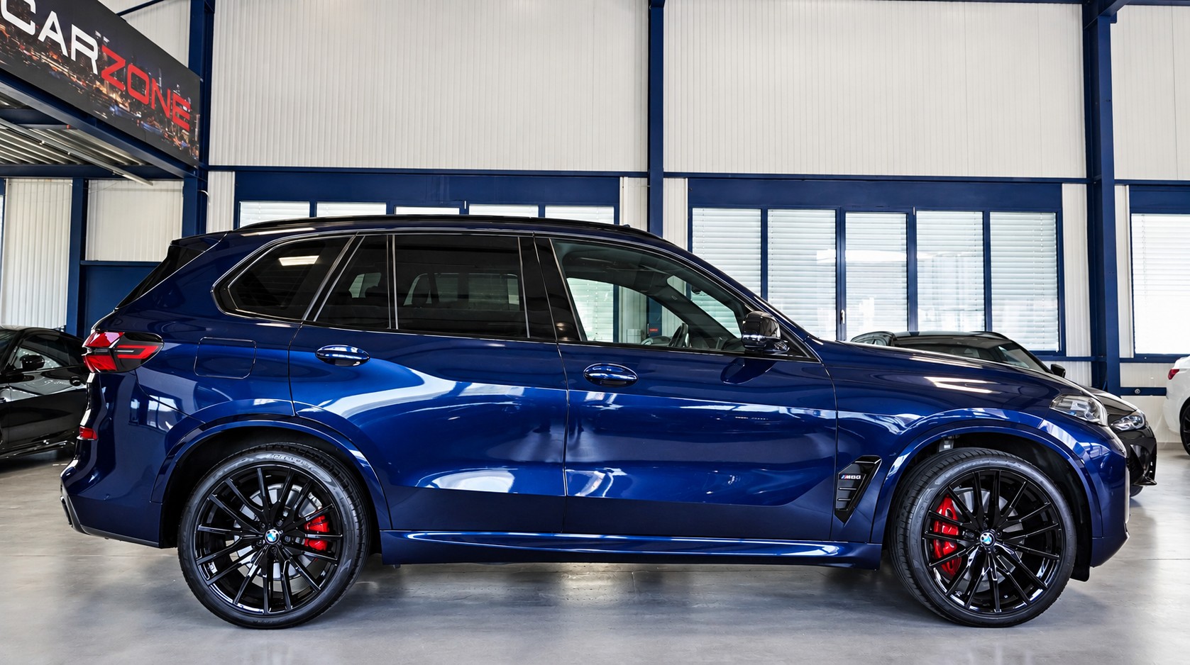 BMW X5 xDrive 48V M60i M Sport Pro Steptronic // WERKSGARANTIE BIS 12.27 // INDIVIDUAL LACKIERUNG //-image-2