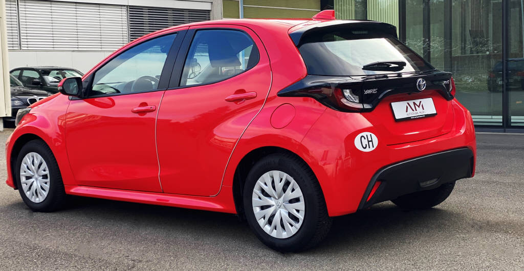 TOYOTA Yaris 1.5 VVT-i HSD Comfort-image-9
