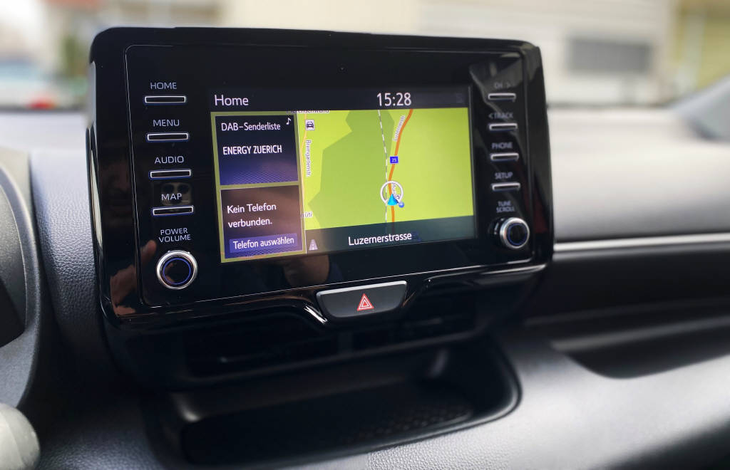 TOYOTA Yaris 1.5 VVT-i HSD Comfort-image-5
