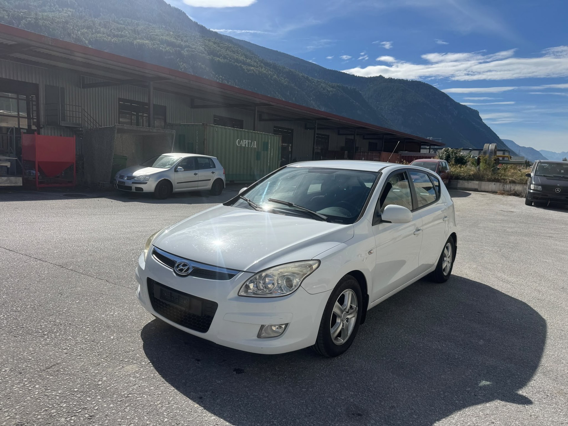 HYUNDAI i30 1.6 CRDi Style-image-1