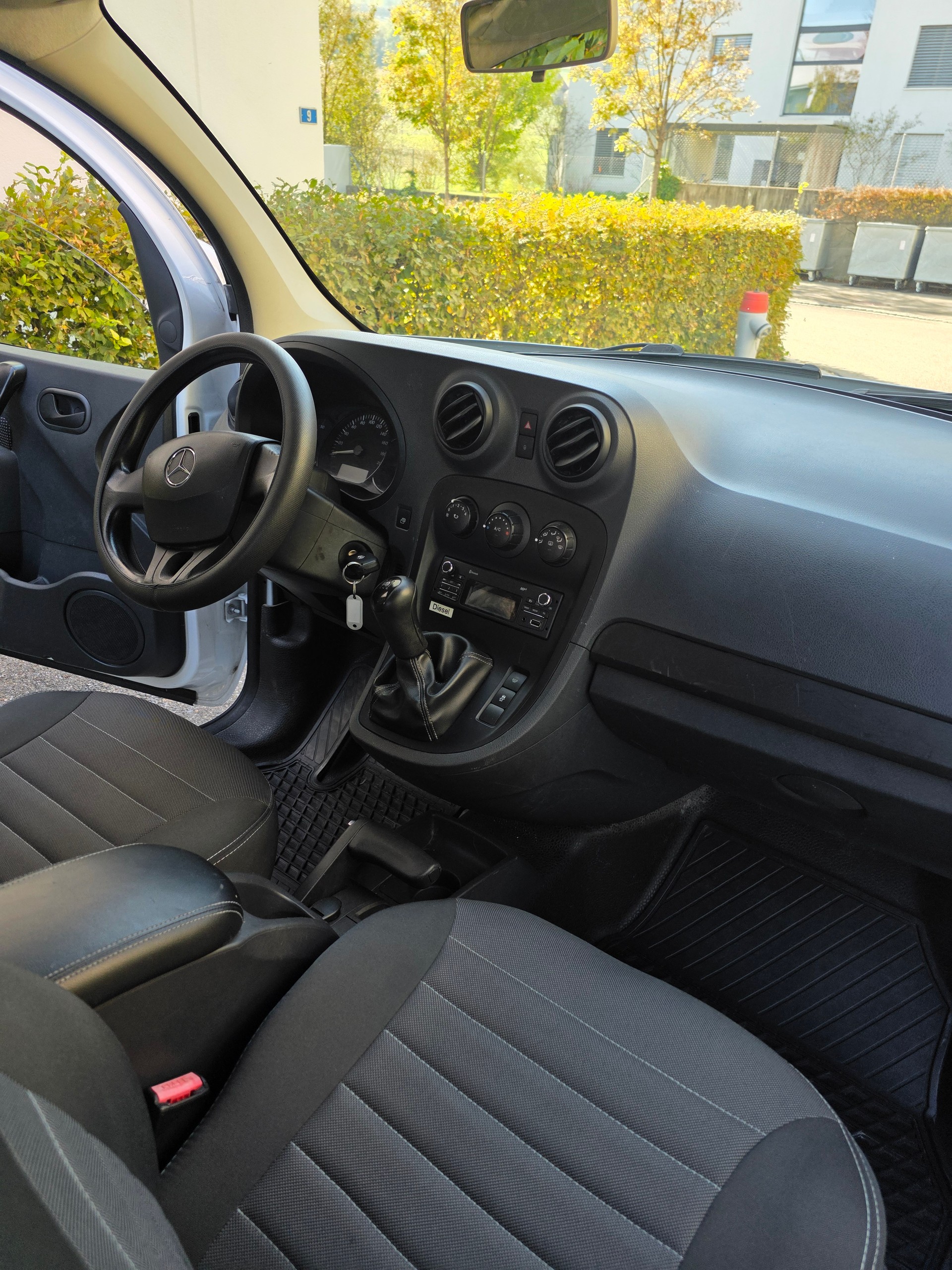 MERCEDES-BENZ Citan Tourer 109 CDI L 5-Plätzer/5 places-image-13