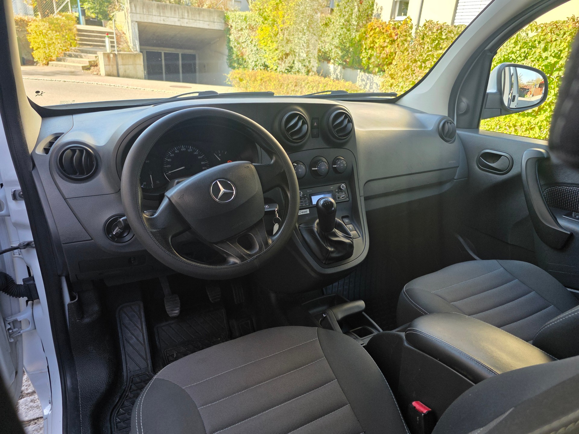 MERCEDES-BENZ Citan Tourer 109 CDI L 5-Plätzer/5 places-image-9