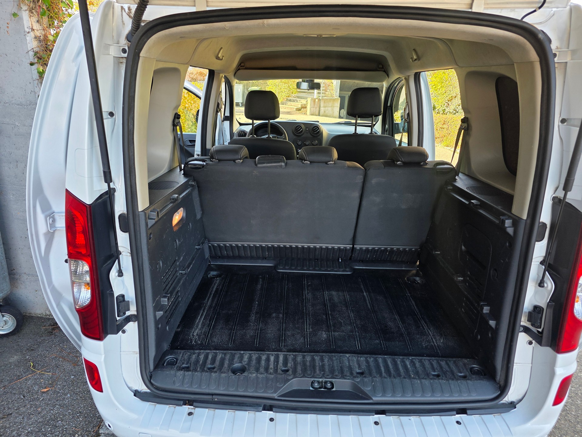 MERCEDES-BENZ Citan Tourer 109 CDI L 5-Plätzer/5 places-image-10