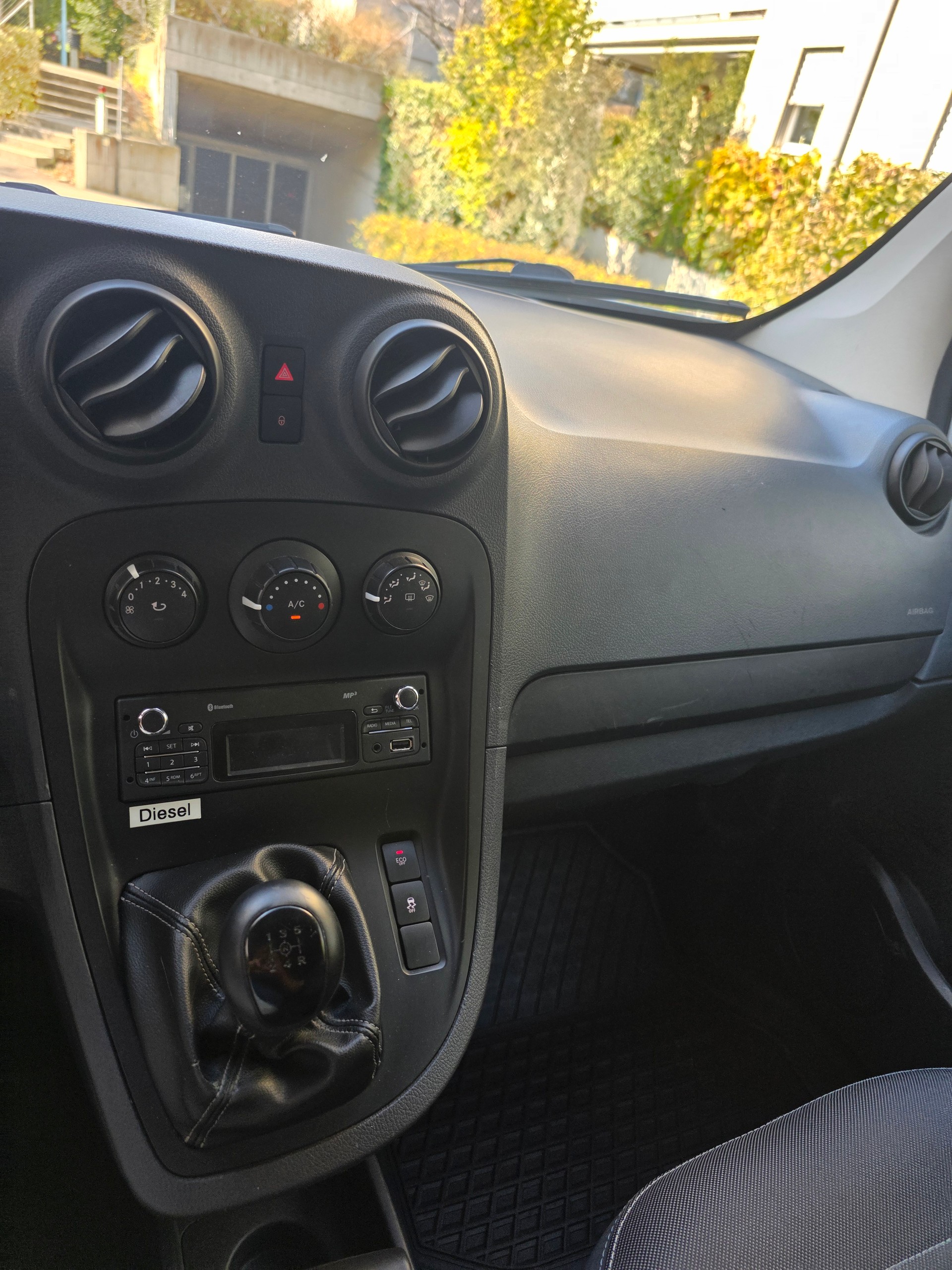 MERCEDES-BENZ Citan Tourer 109 CDI L 5-Plätzer/5 places-image-14