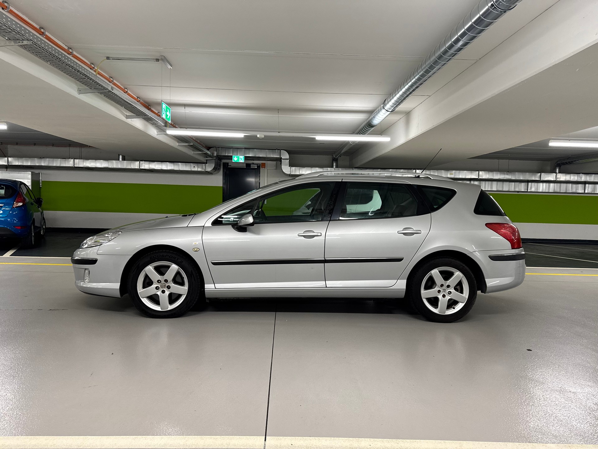 PEUGEOT 407 SW 2.2 ST Dynamic-image-7