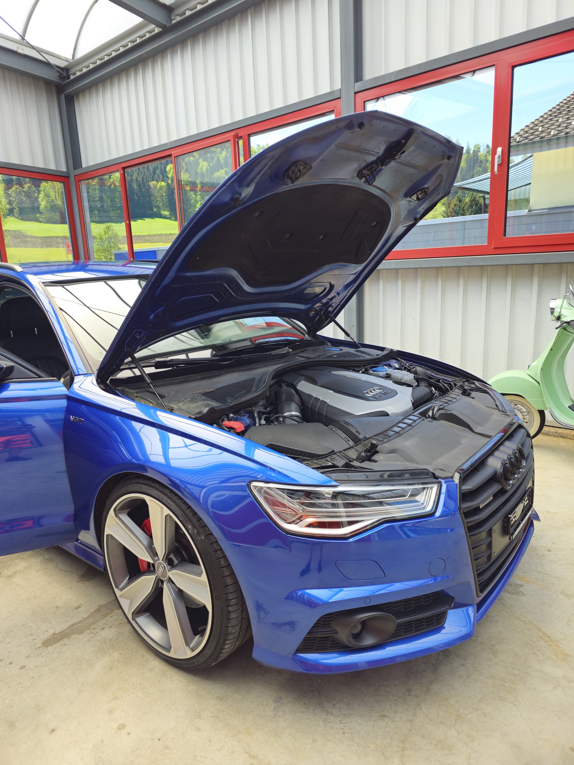 AUDI 3.0 V6 TDI Competition quattro-image-3