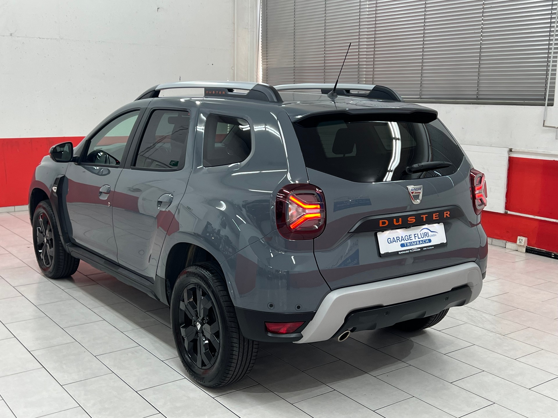 DACIA Duster TCe 150 Extreme EDC 4x2-image-6