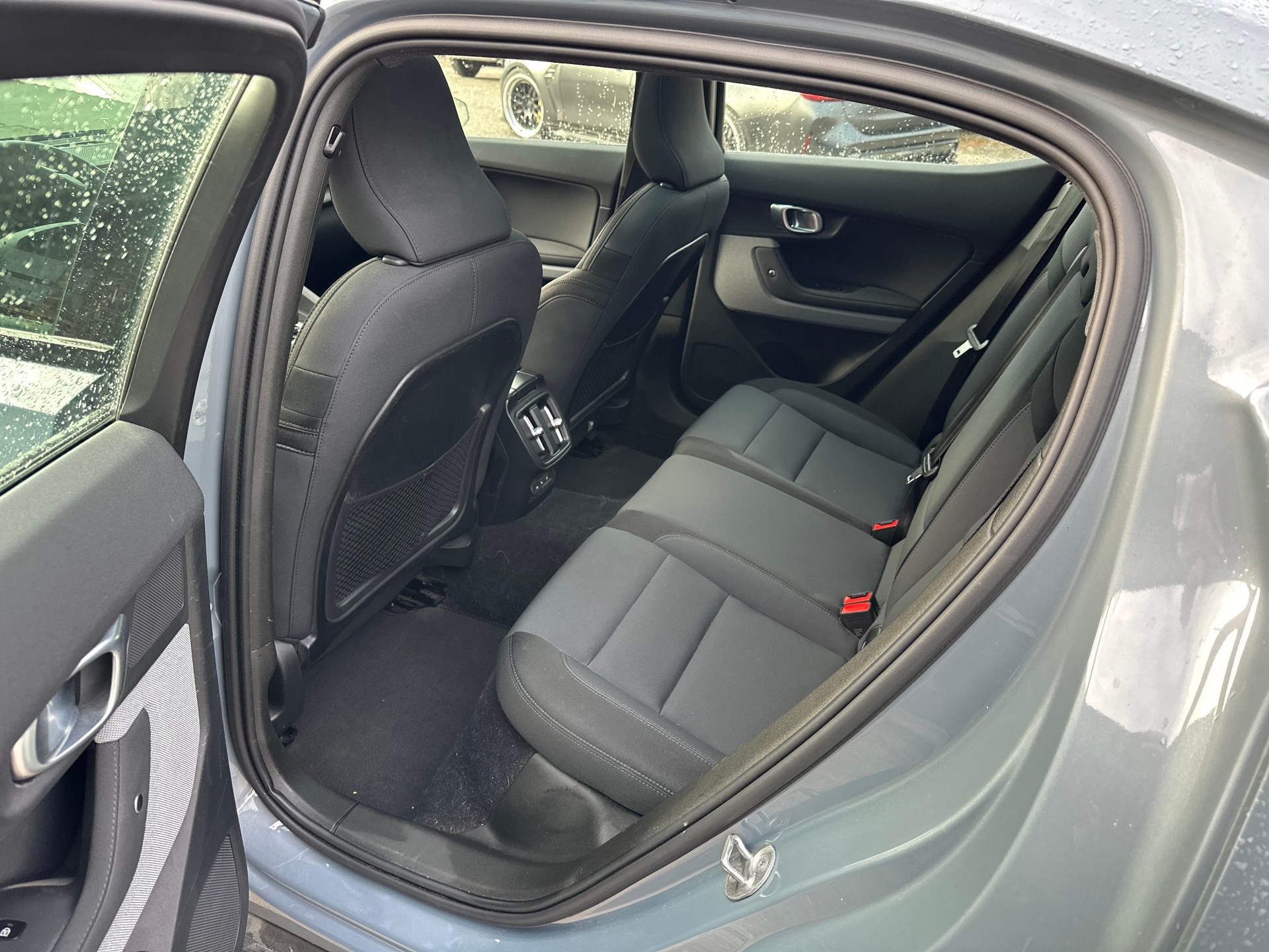 POLESTAR Polestar 2 Long Range Dual 78 kWh MY23-image-9