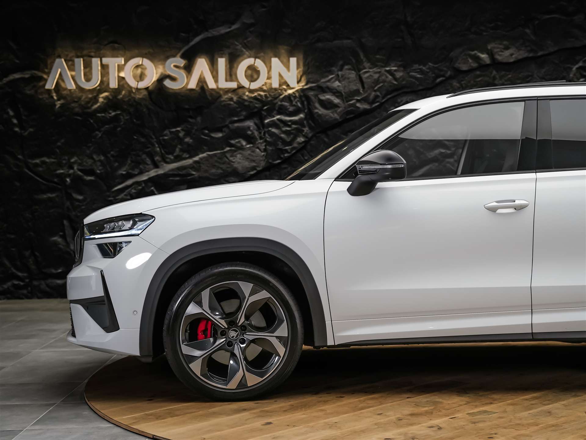 SKODA Kodiaq 2.0 TSI RS 4x4 *Head Up*Panorama*Standheizung*-image-18