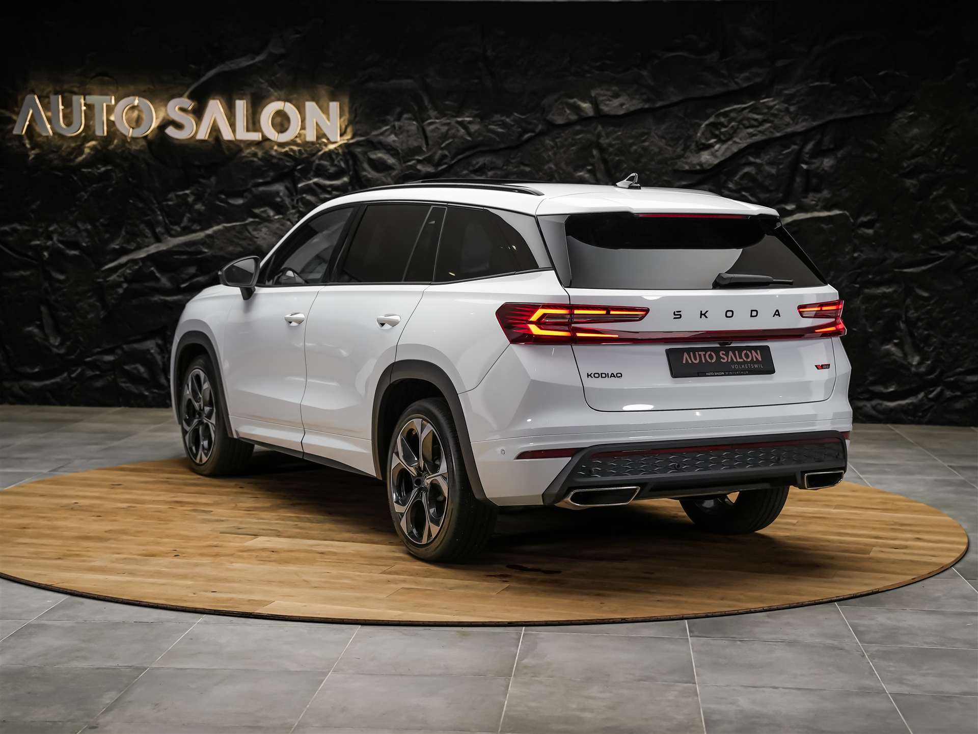 SKODA Kodiaq 2.0 TSI RS 4x4 *Head Up*Panorama*Standheizung*-showroom-element-2