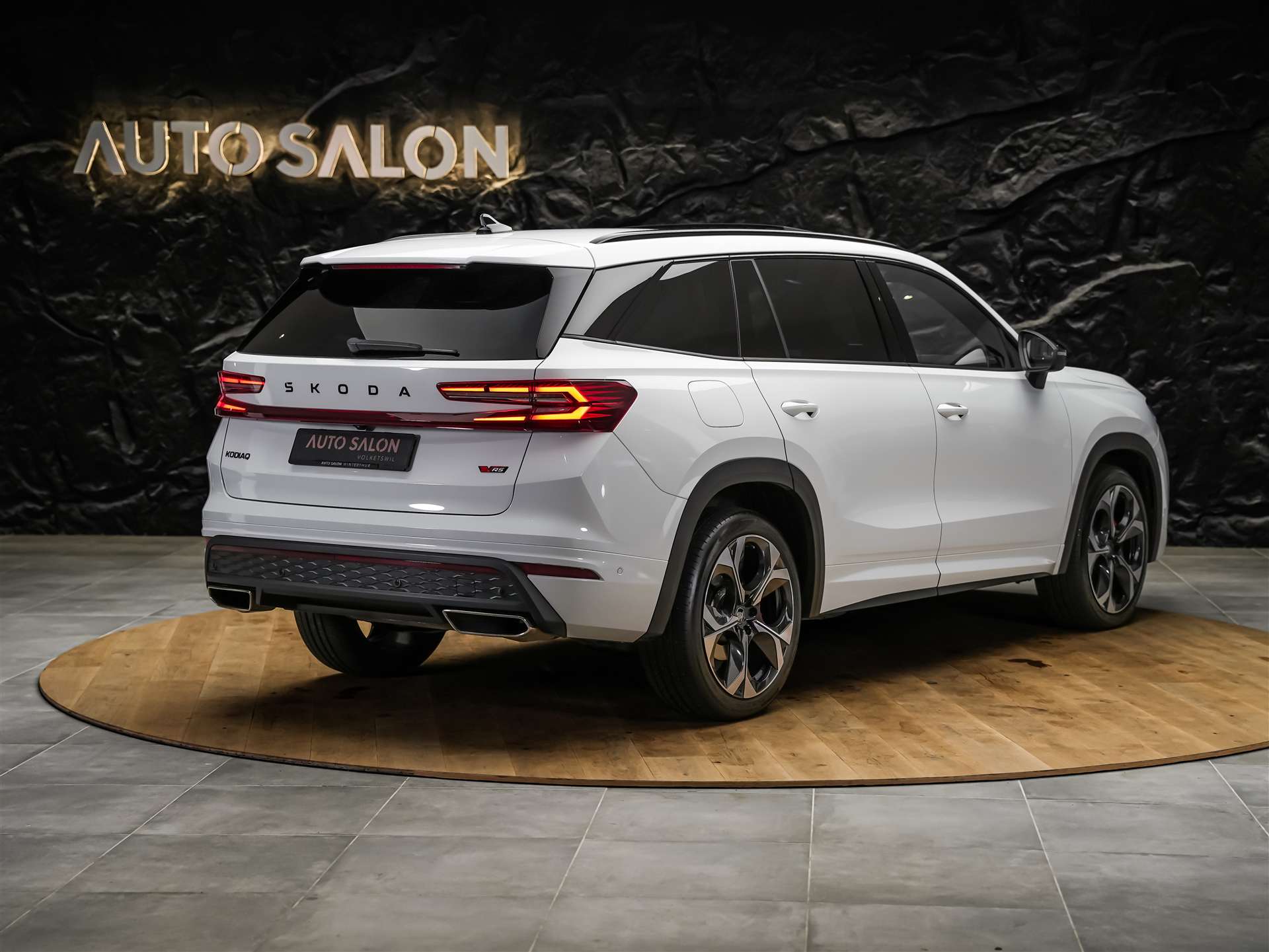SKODA Kodiaq 2.0 TSI RS 4x4 *Head Up*Panorama*Standheizung*-image-5