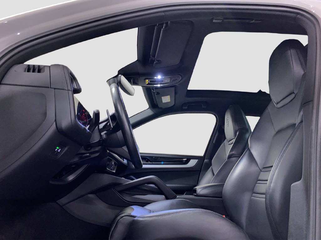 PORSCHE Cayenne 3.0 V6 E-Hybrid-image-6