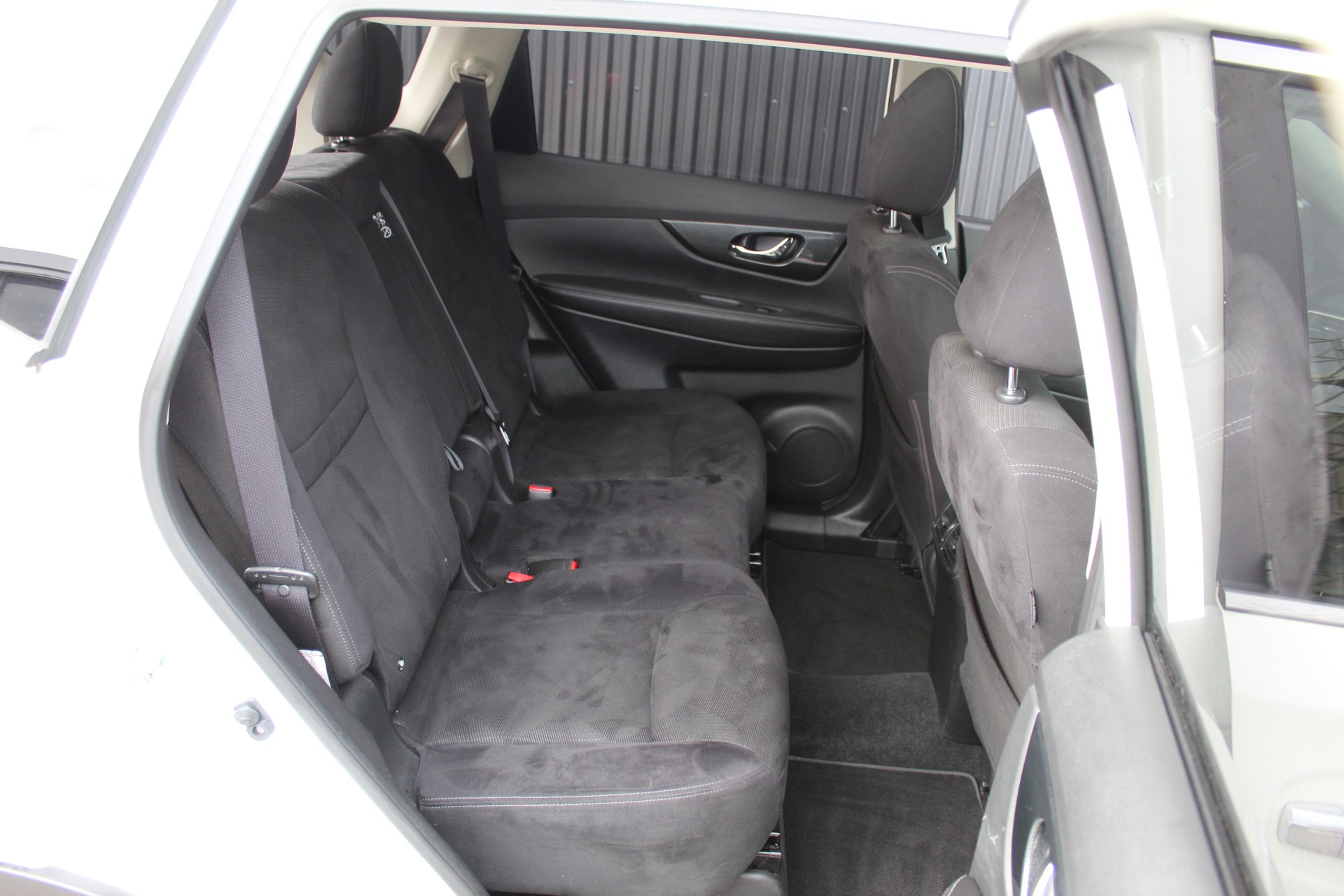 NISSAN X-Trail 2.0 dCi acenta Xtronic CVT ALL-MODE 4x4 7 Plätzer-image-11
