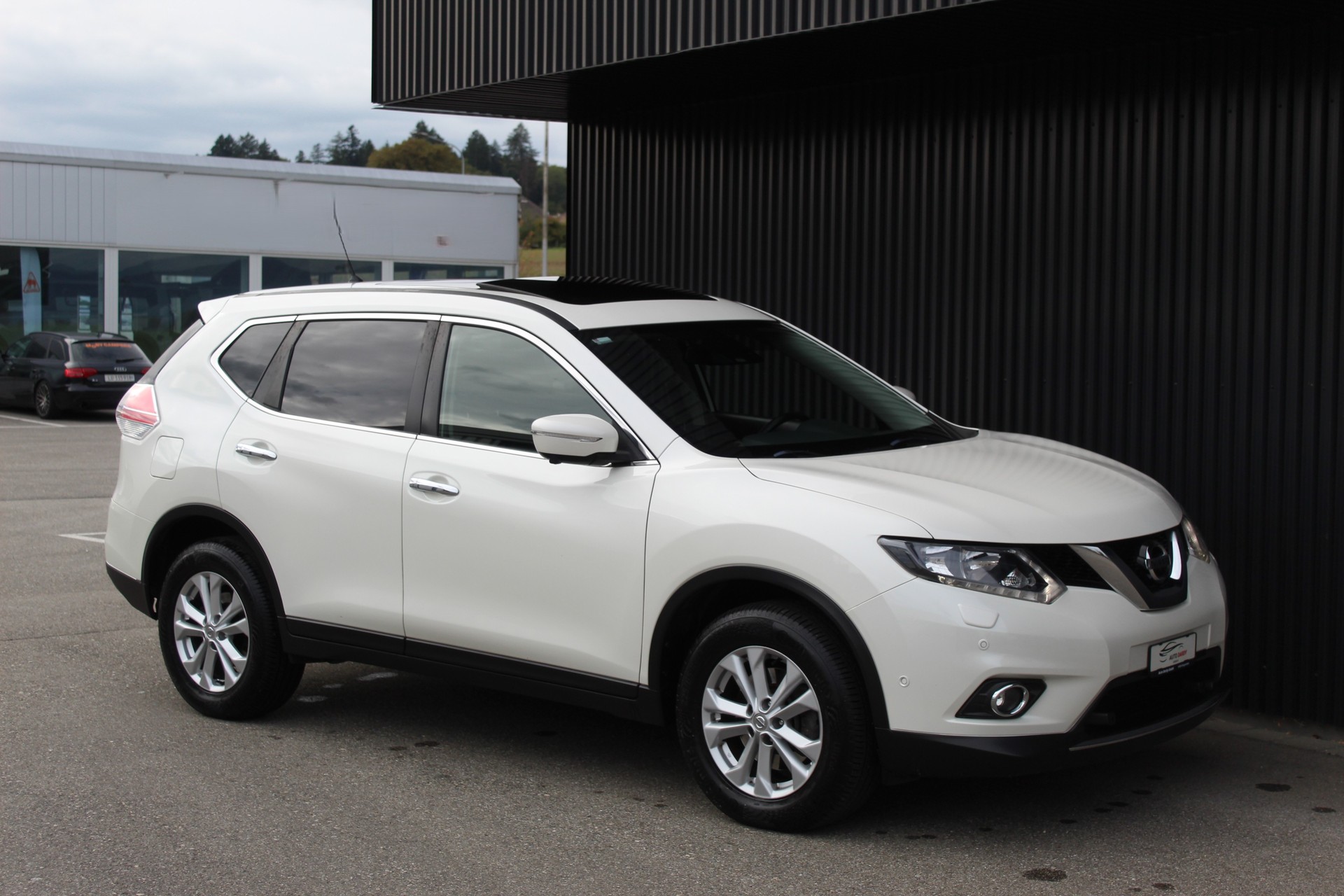 NISSAN X-Trail 2.0 dCi acenta Xtronic CVT ALL-MODE 4x4 7 Plätzer-image-0