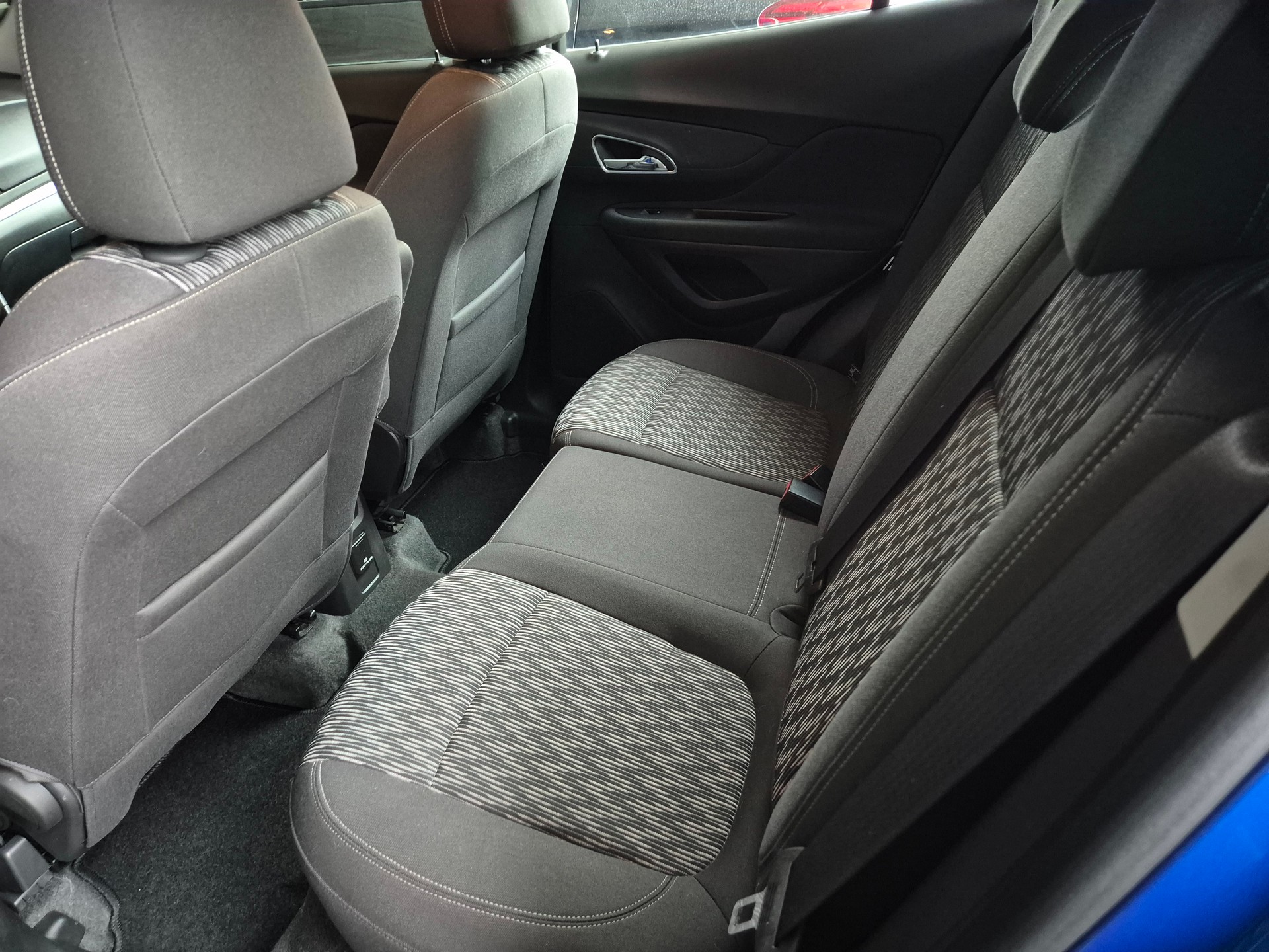 OPEL Mokka 1.4i 16V Turbo Cosmo 4WD-image-7