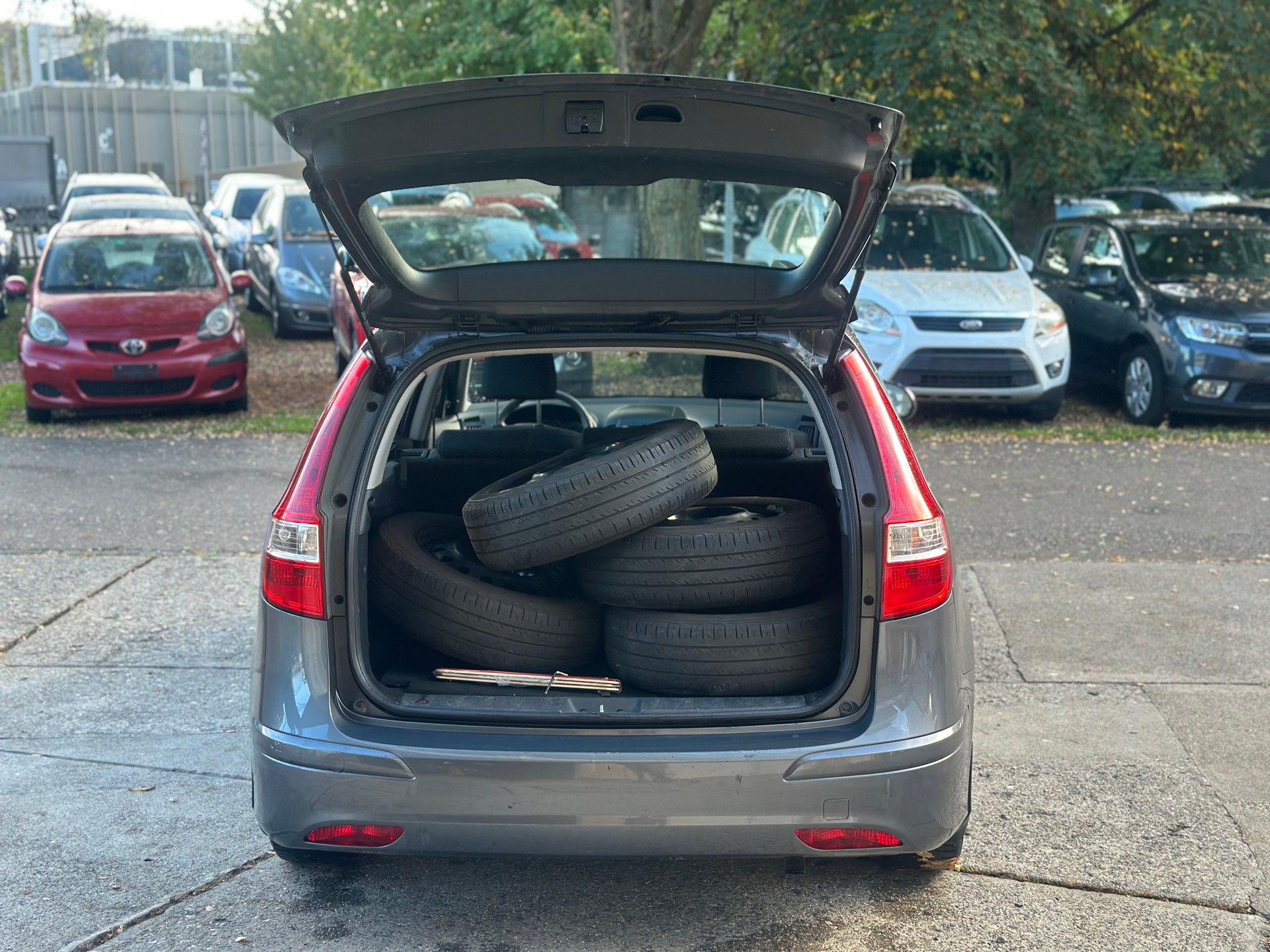 HYUNDAI i30 Wagon 1.4 Comfort-image-6