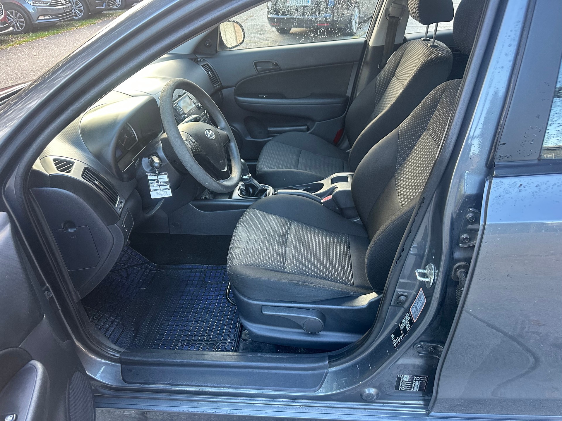 HYUNDAI i30 Wagon 1.4 Comfort-image-10