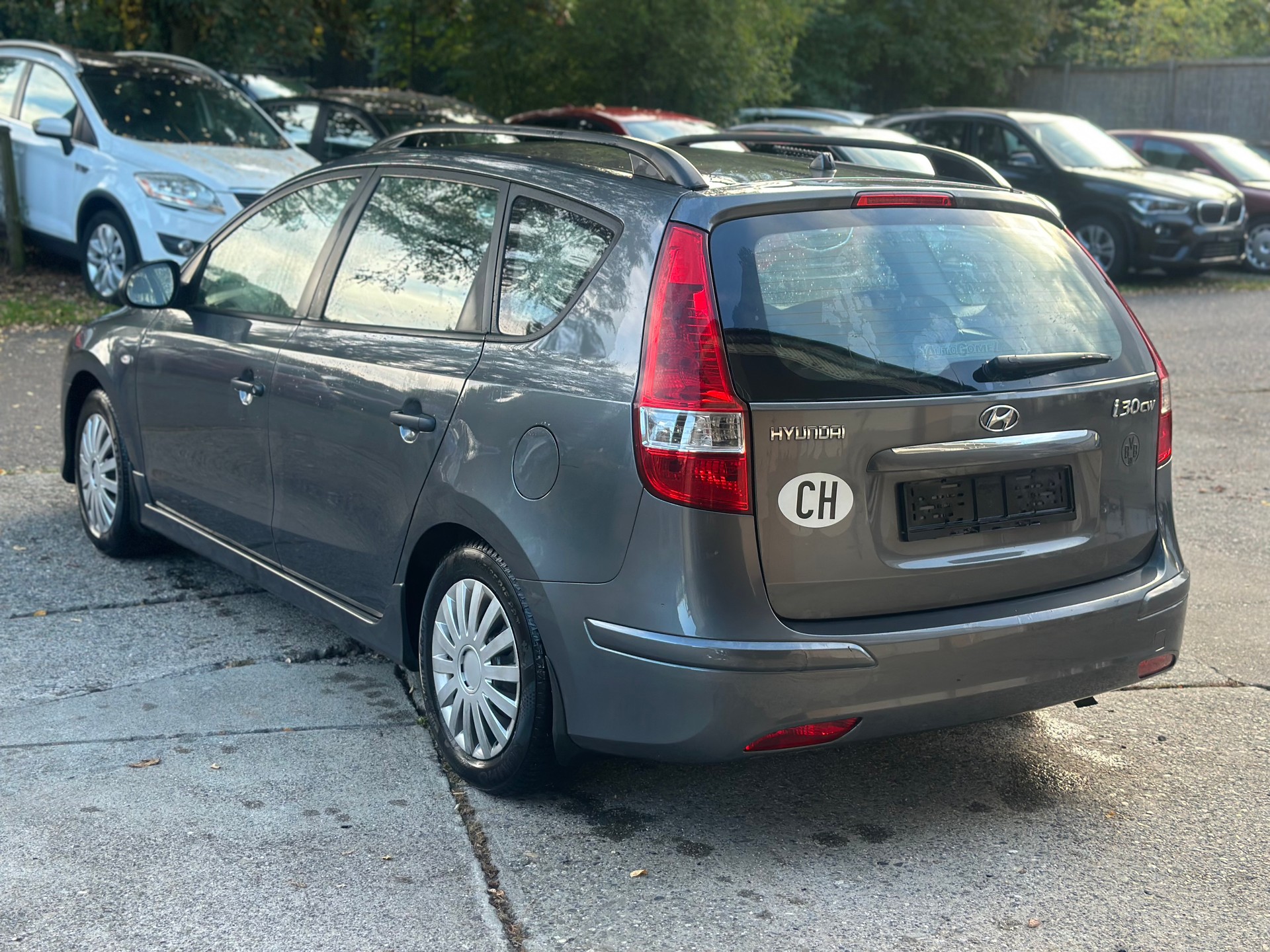 HYUNDAI i30 Wagon 1.4 Comfort-image-4