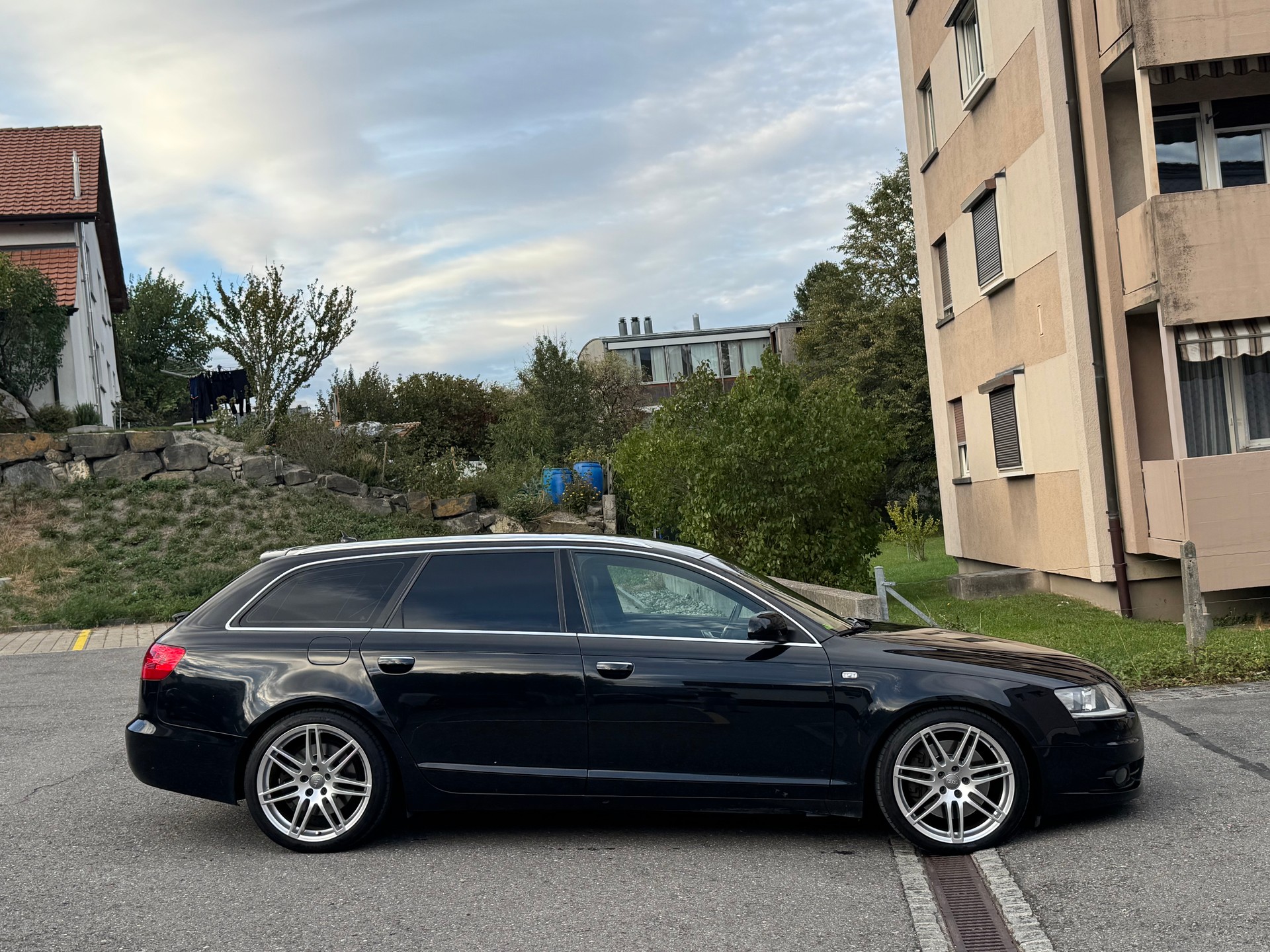 AUDI A6 Avant 3.0 V6 TDI Quattro * S-Line *-image-5