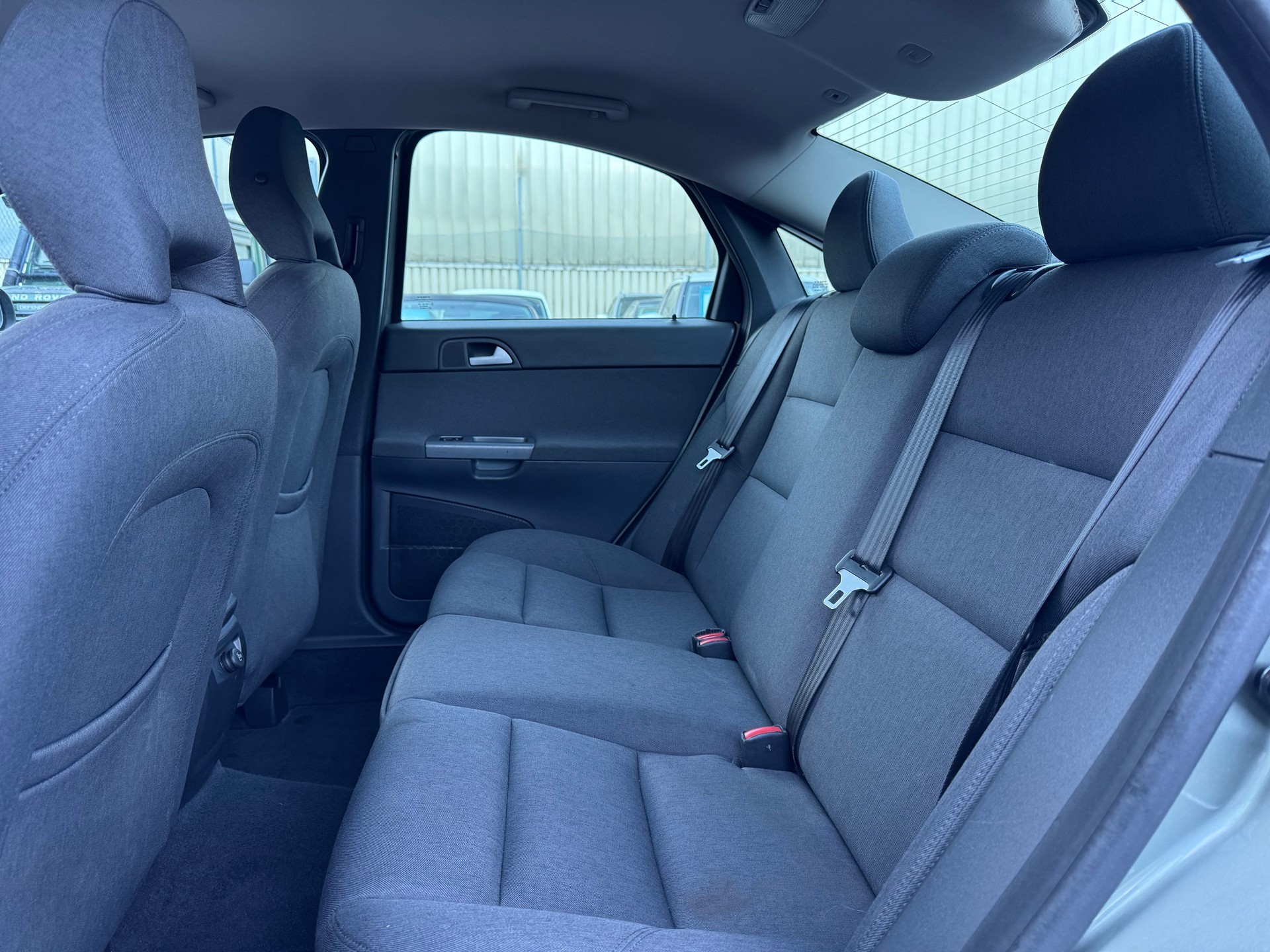 VOLVO S40 2.0-image-9