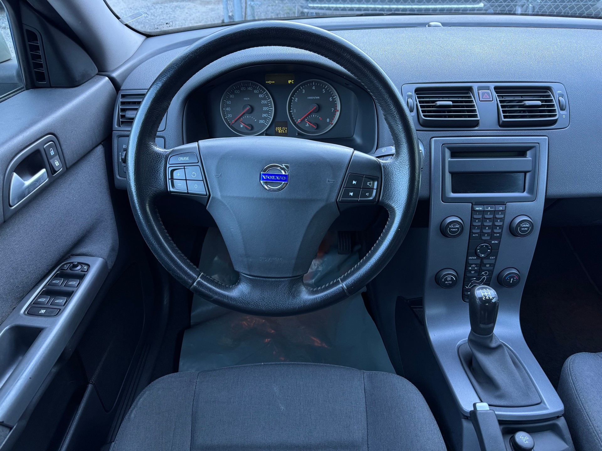 VOLVO S40 2.0-image-11