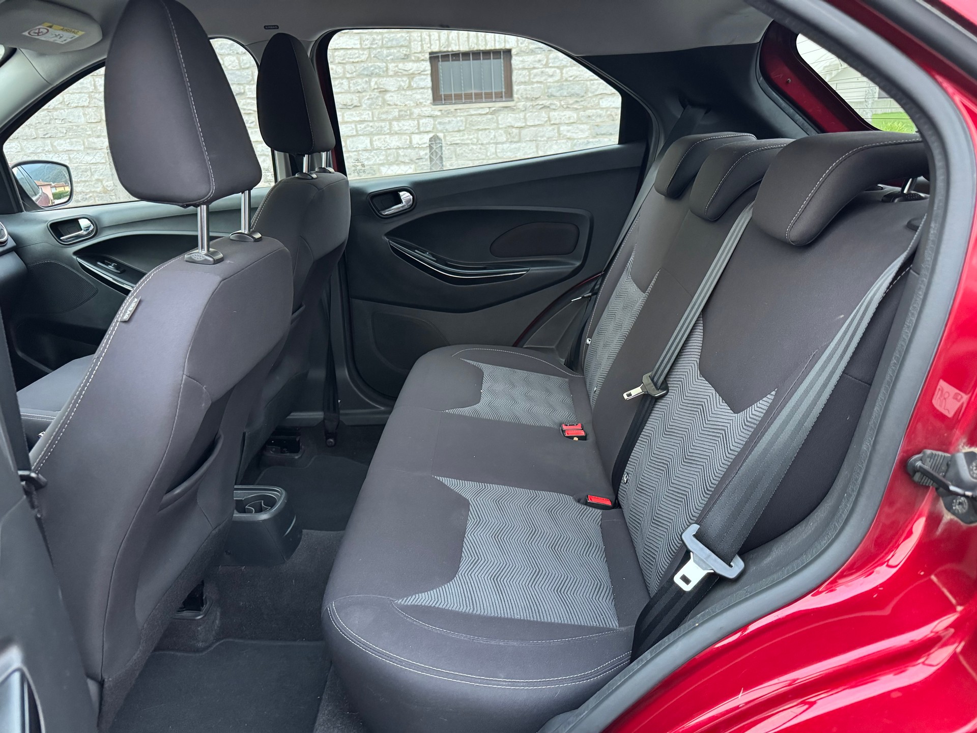 FORD KA+ 1.2 Ti-VCT Cool&Sound-image-11
