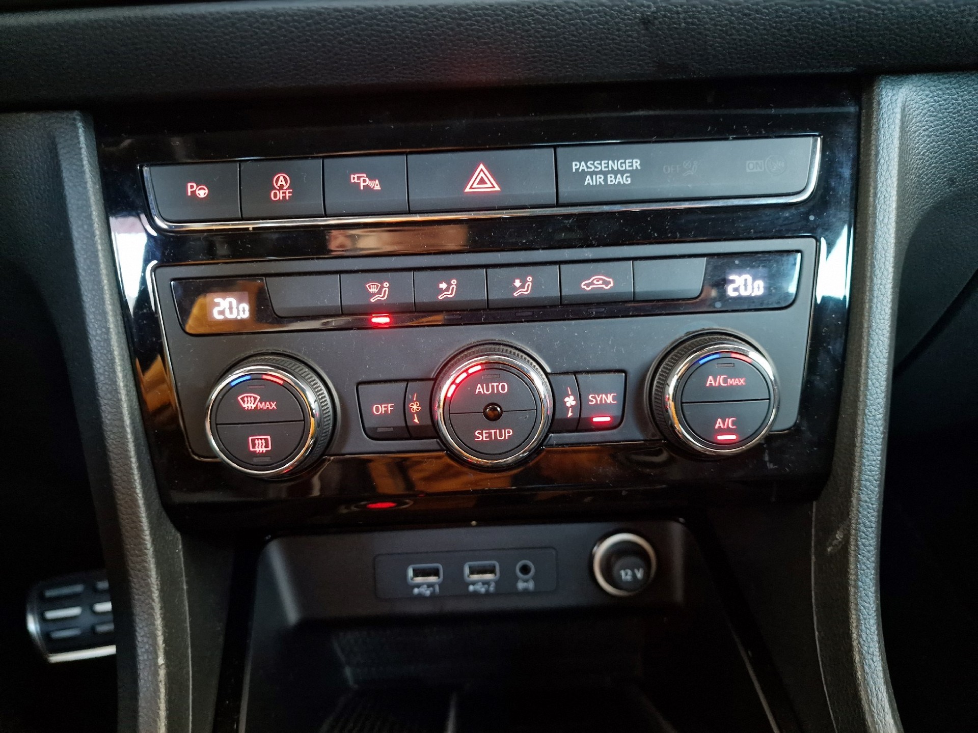 CUPRA Ateca 2.0TSI 4Drive DSG 8xBereift 24Mt Gara-image-14