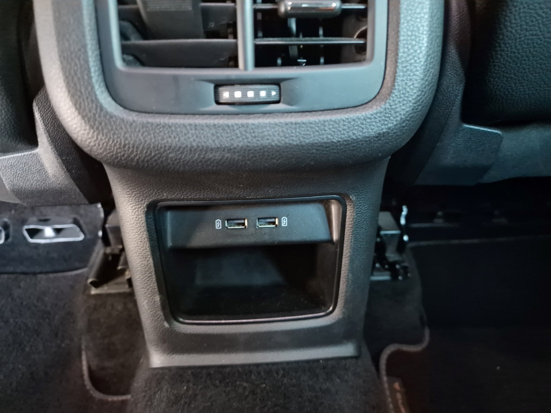CUPRA Ateca 2.0TSI 4Drive DSG 8xBereift 24Mt Gara-image-17