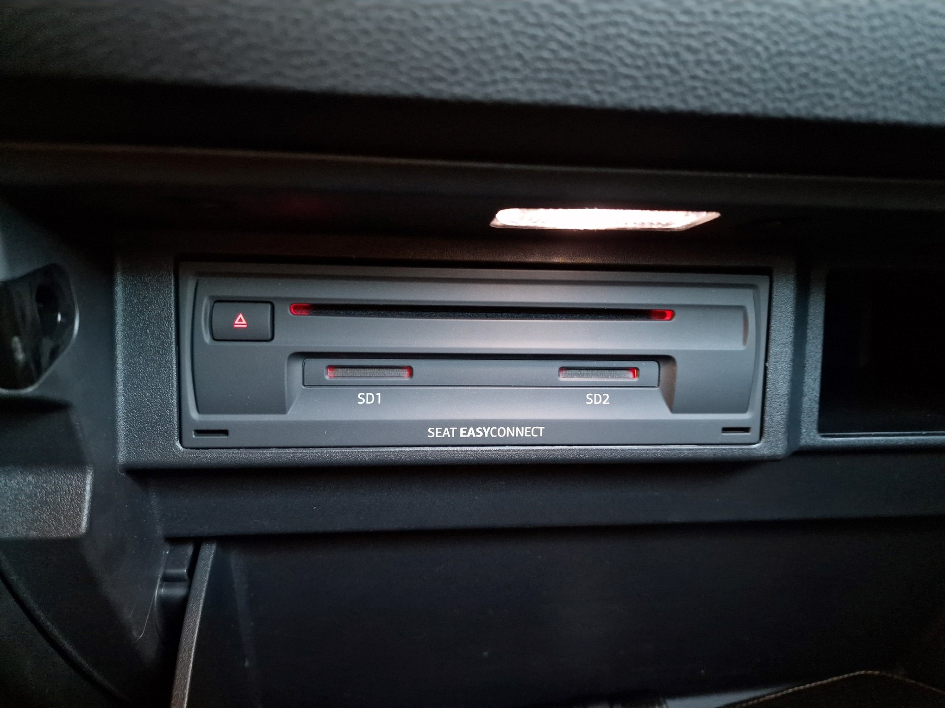 CUPRA Ateca 2.0TSI 4Drive DSG 8xBereift 24Mt Gara-image-18